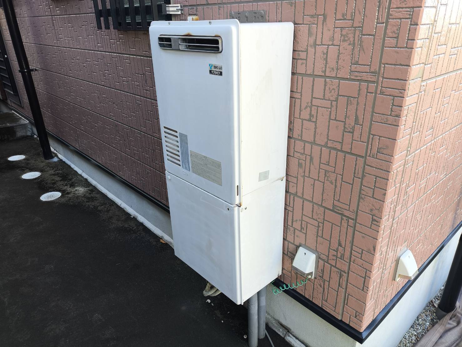 多治見市の外壁塗装、屋根塗装株式会社エスエスの施工事例Before