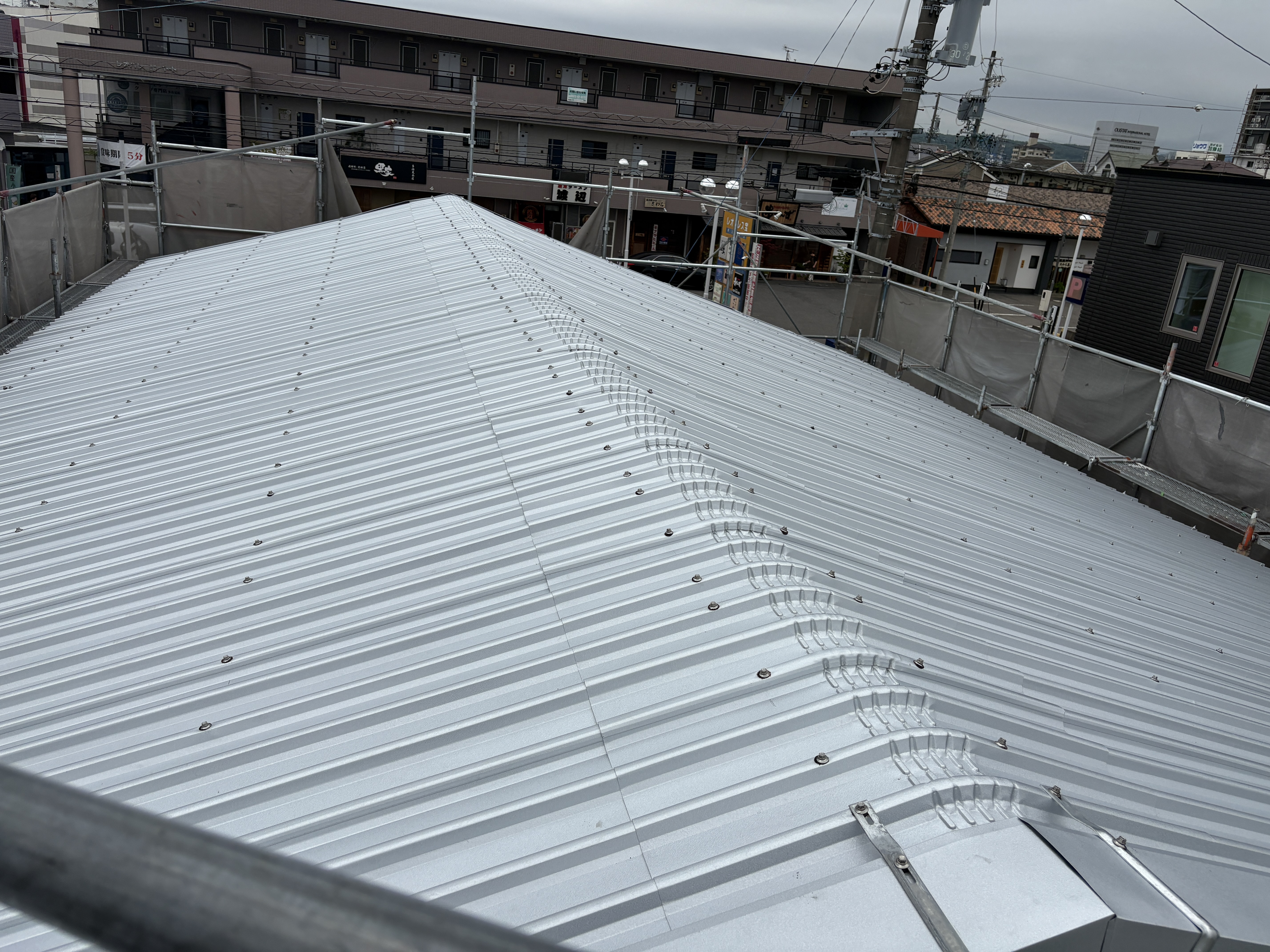 多治見市の外壁塗装、屋根塗装株式会社エスエスの施工事例作業画像
