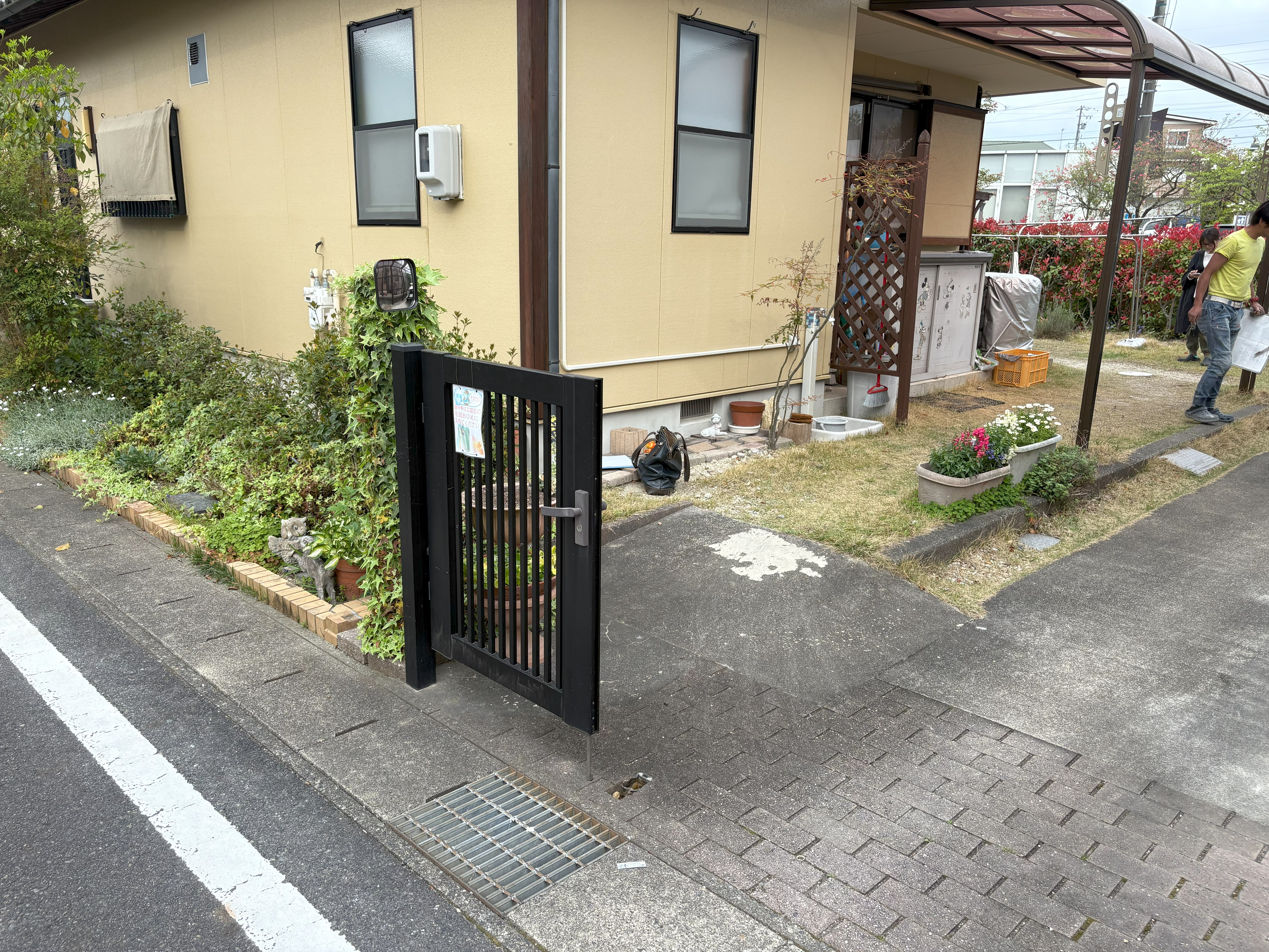 多治見市の外壁塗装、屋根塗装株式会社エスエスの施工事例Before