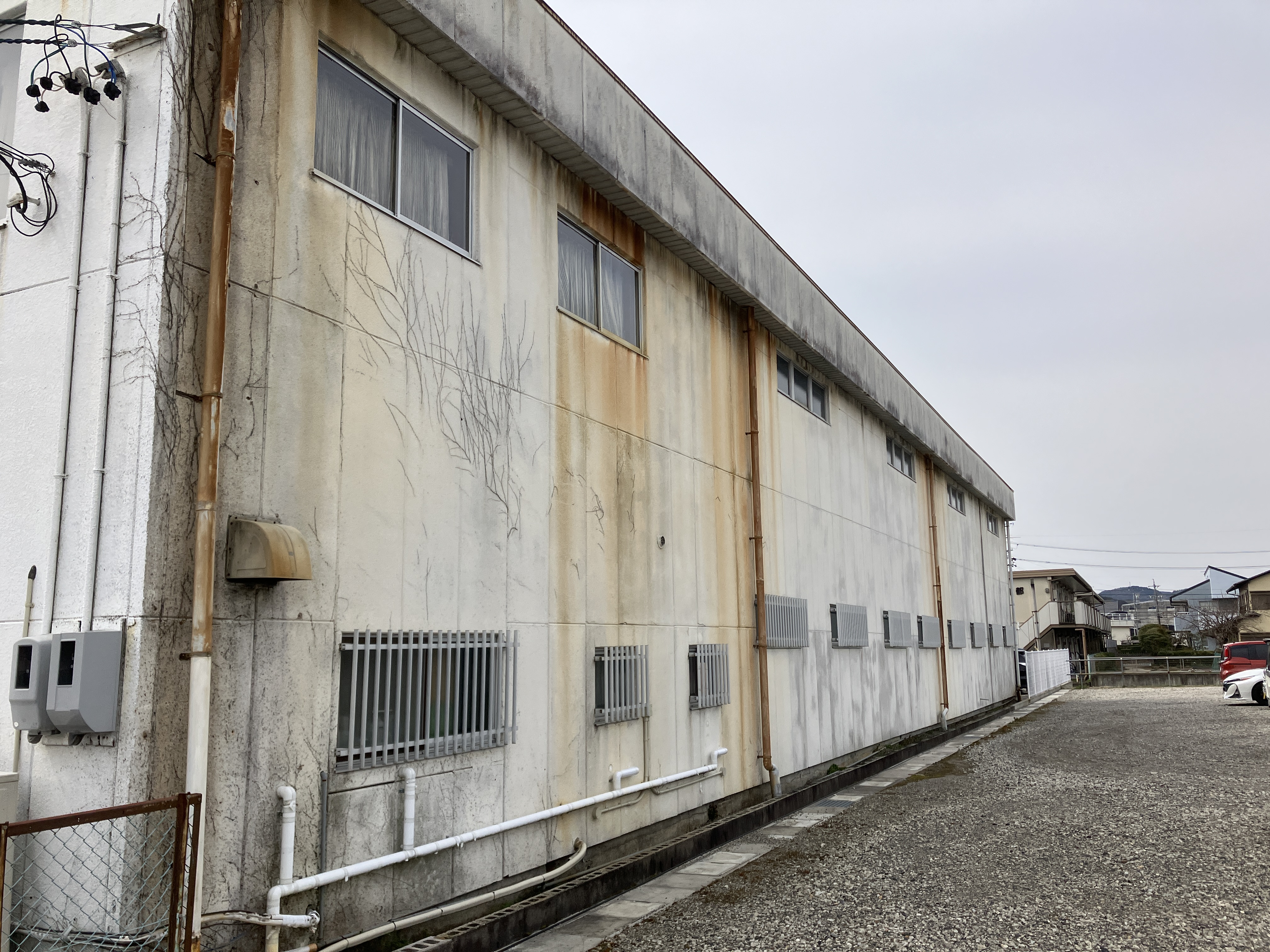 多治見市の外壁塗装、屋根塗装株式会社エスエスの施工事例Before