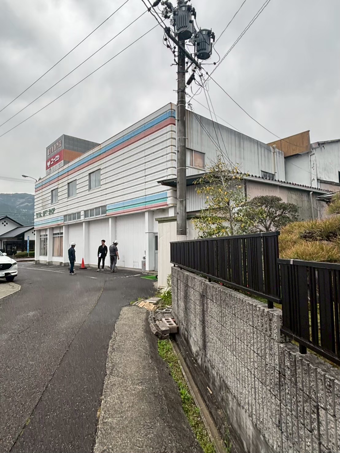 多治見市の外壁塗装、屋根塗装株式会社エスエスの施工事例Before