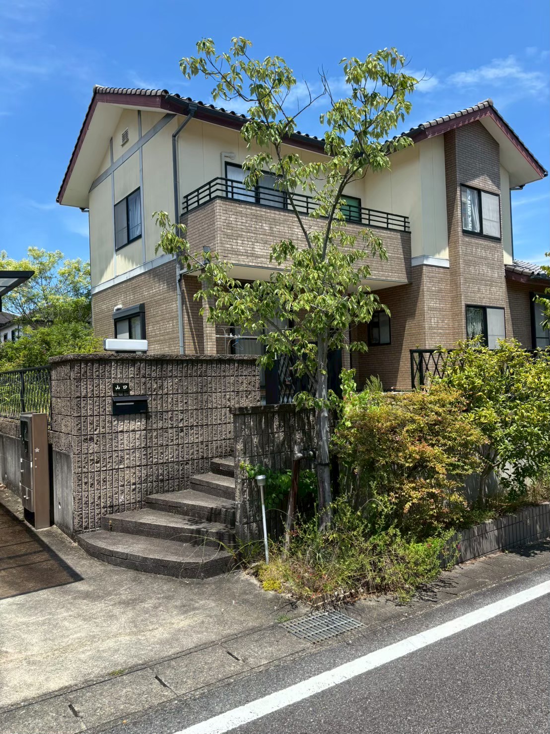 多治見市の外壁塗装、屋根塗装株式会社エスエスの施工事例Before