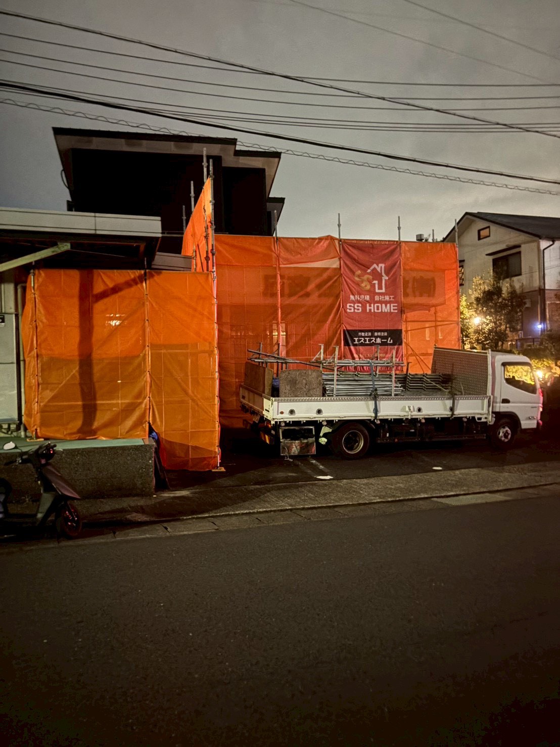 多治見市の外壁塗装、屋根塗装株式会社エスエスの施工事例作業画像